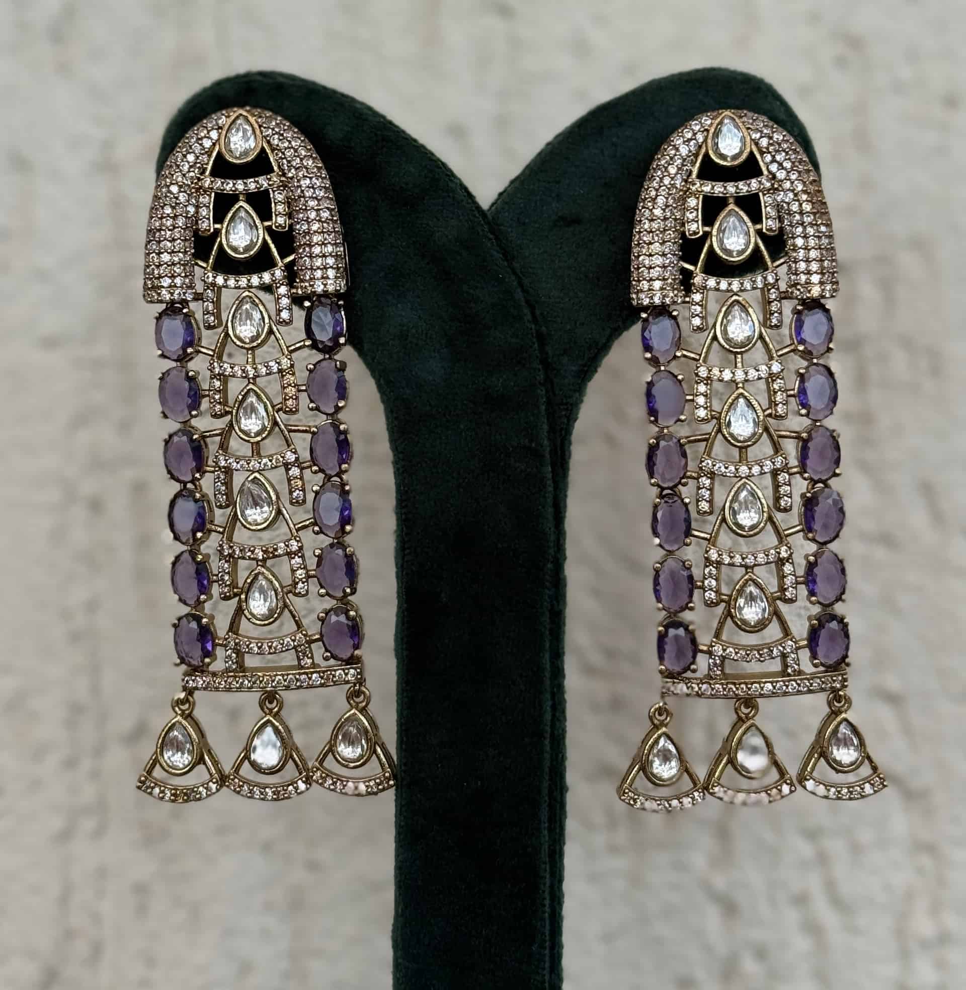Ad Dull Gold Earrings – #83388f