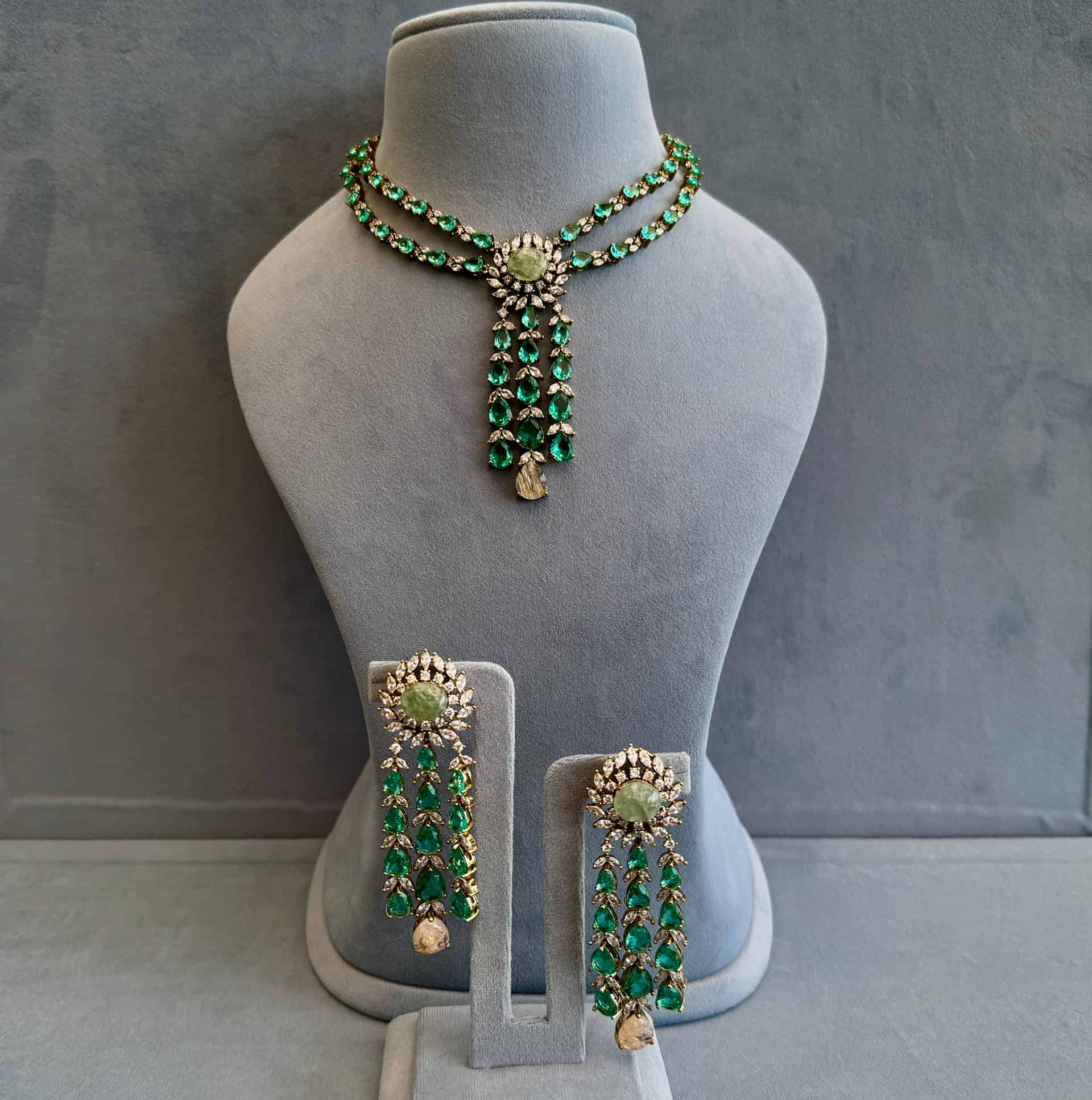 Emerald Cascade Double-layer Necklace Set With Long Chandbali Earrings