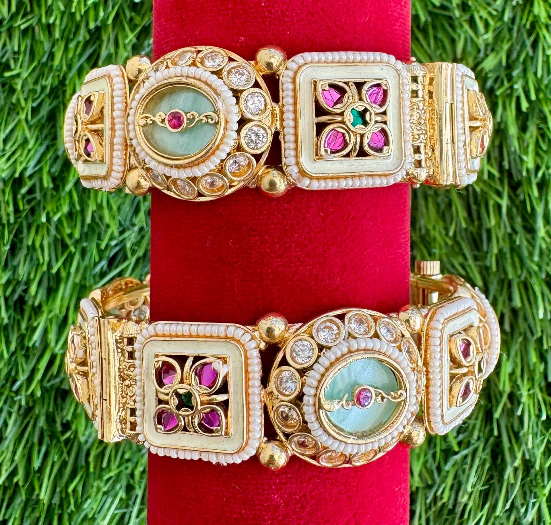 Traditional Antique Bangles – 2-4
