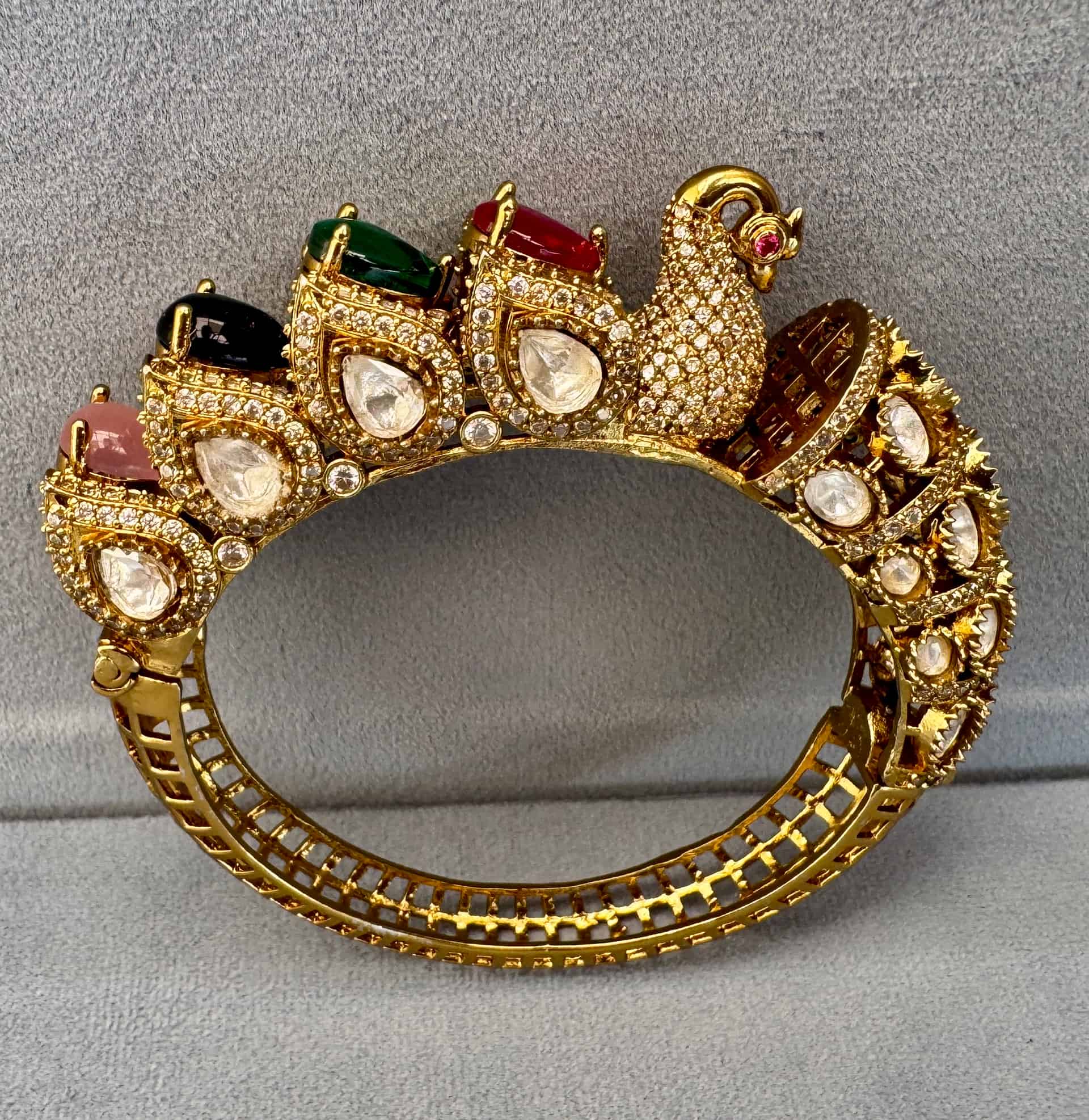Heavy Rajwada Peacock-style Openable Kada