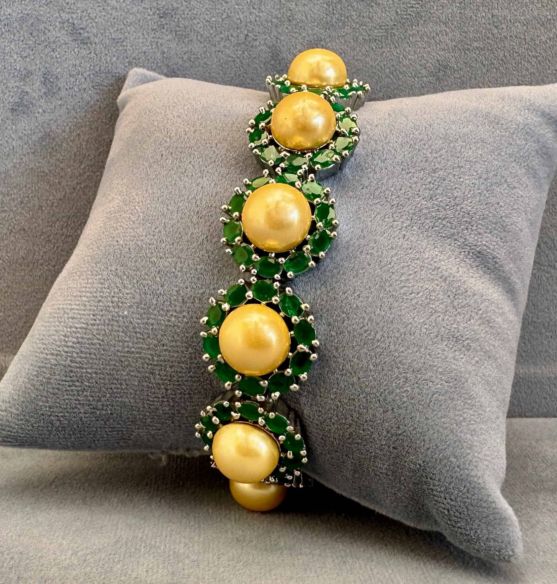Royal Pearl Halo Bracelet – #1d7229
