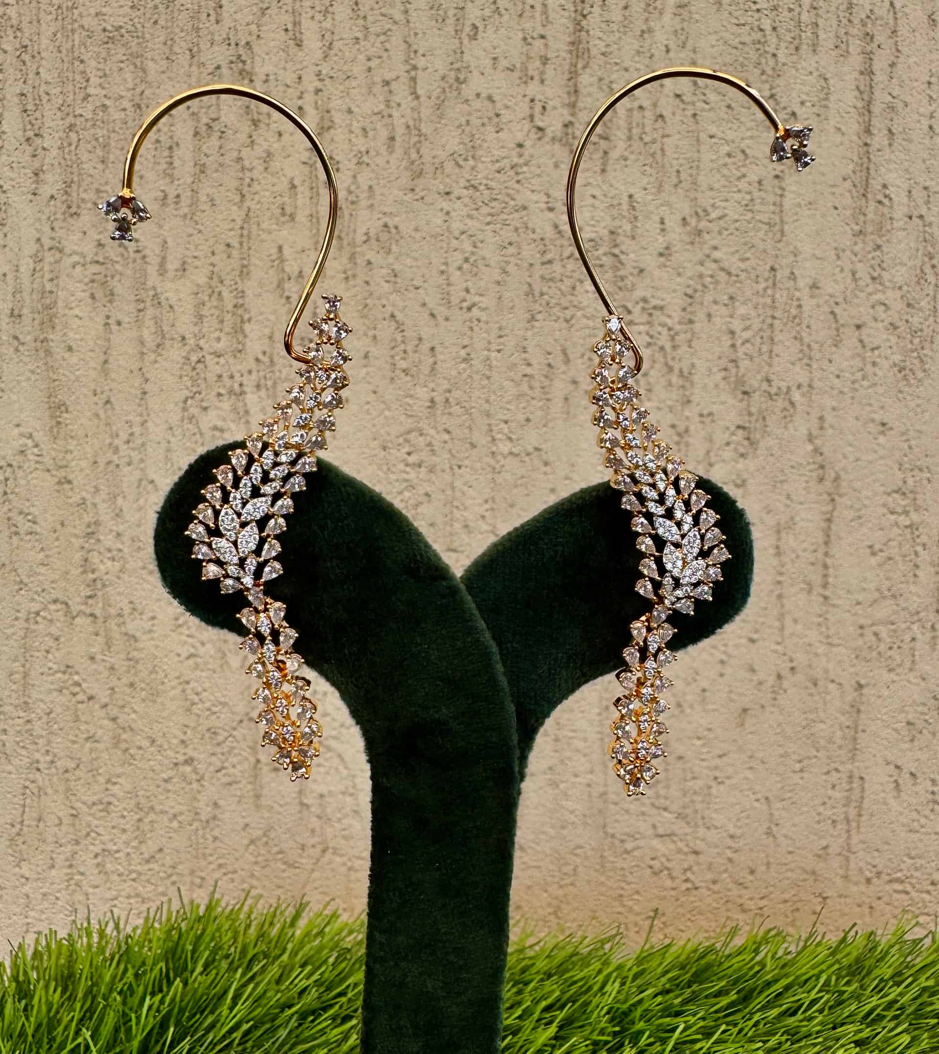Ad Earcuff Drop Earrings – #ececec