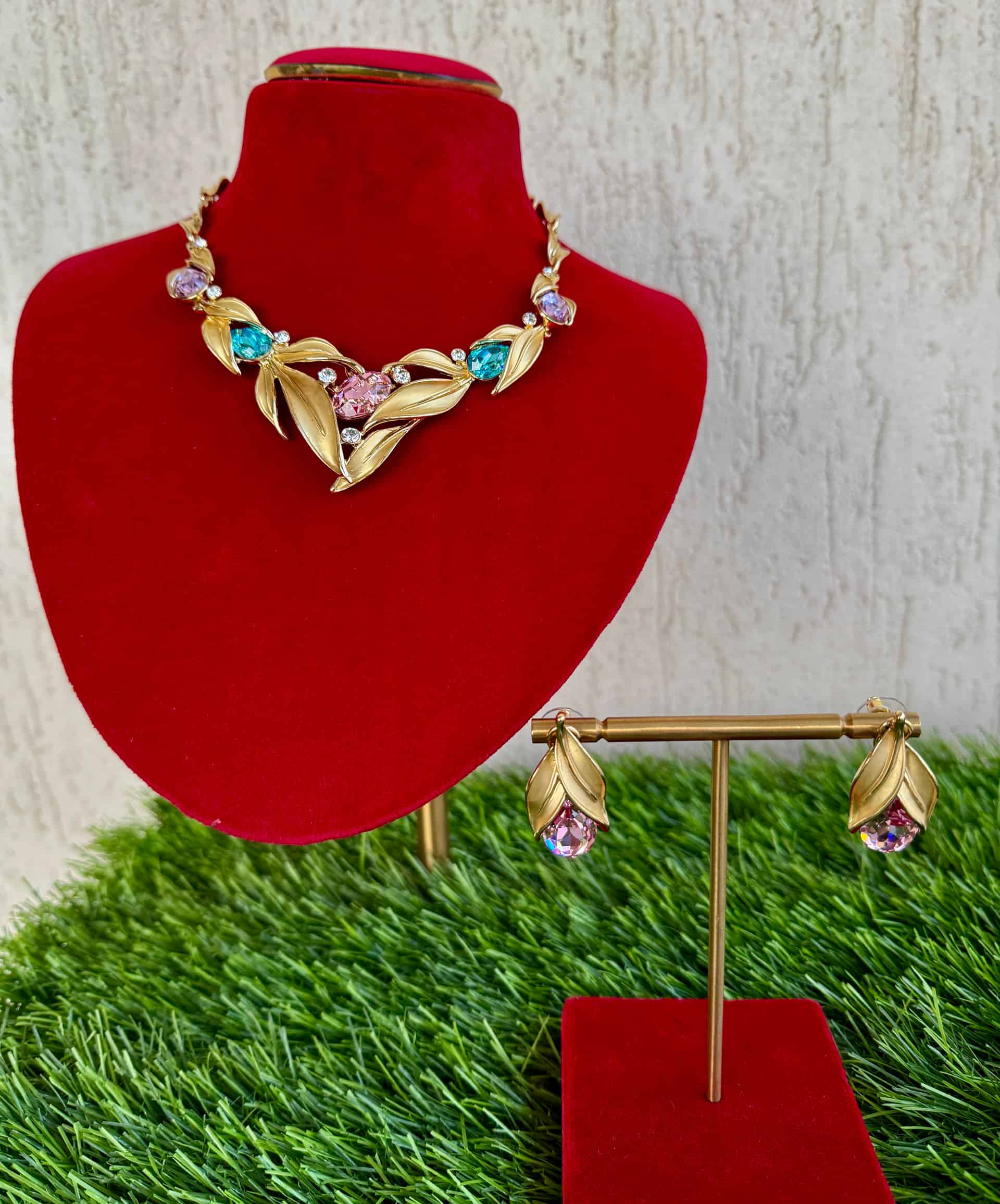Western Necklace With Earrings