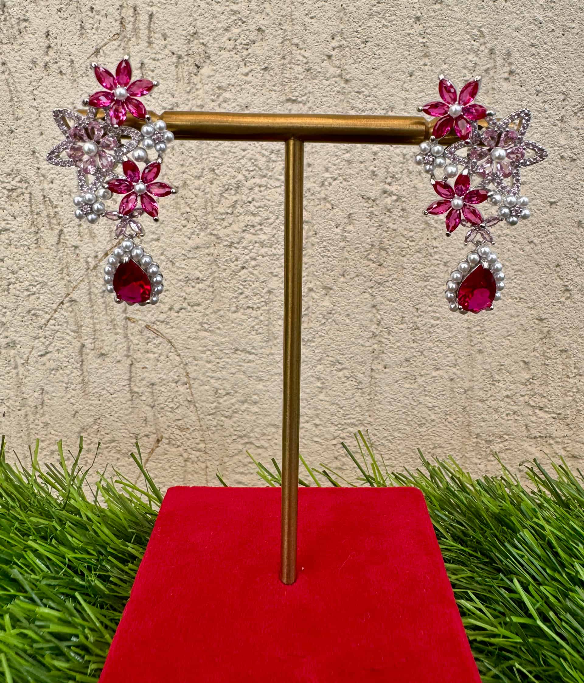 Floral Pearls Earrings