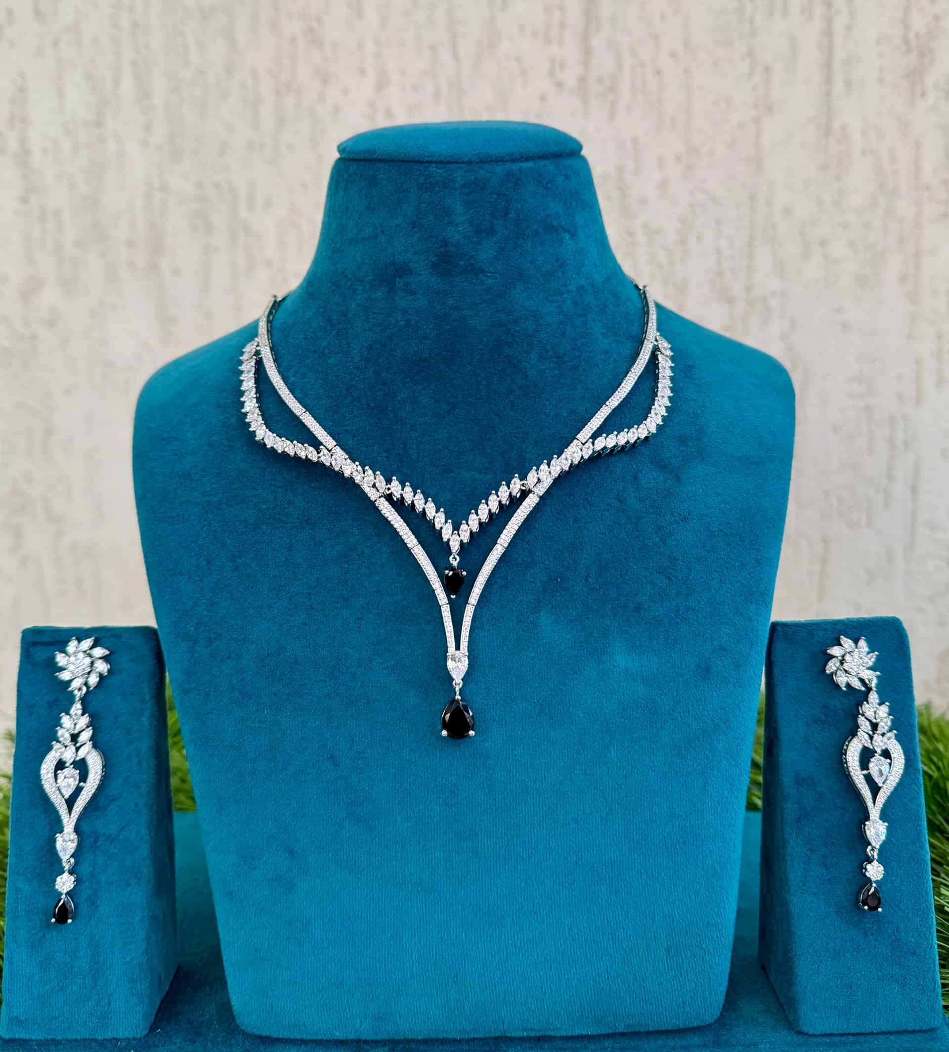 Double-strand Design American Diamonds Jewel Set