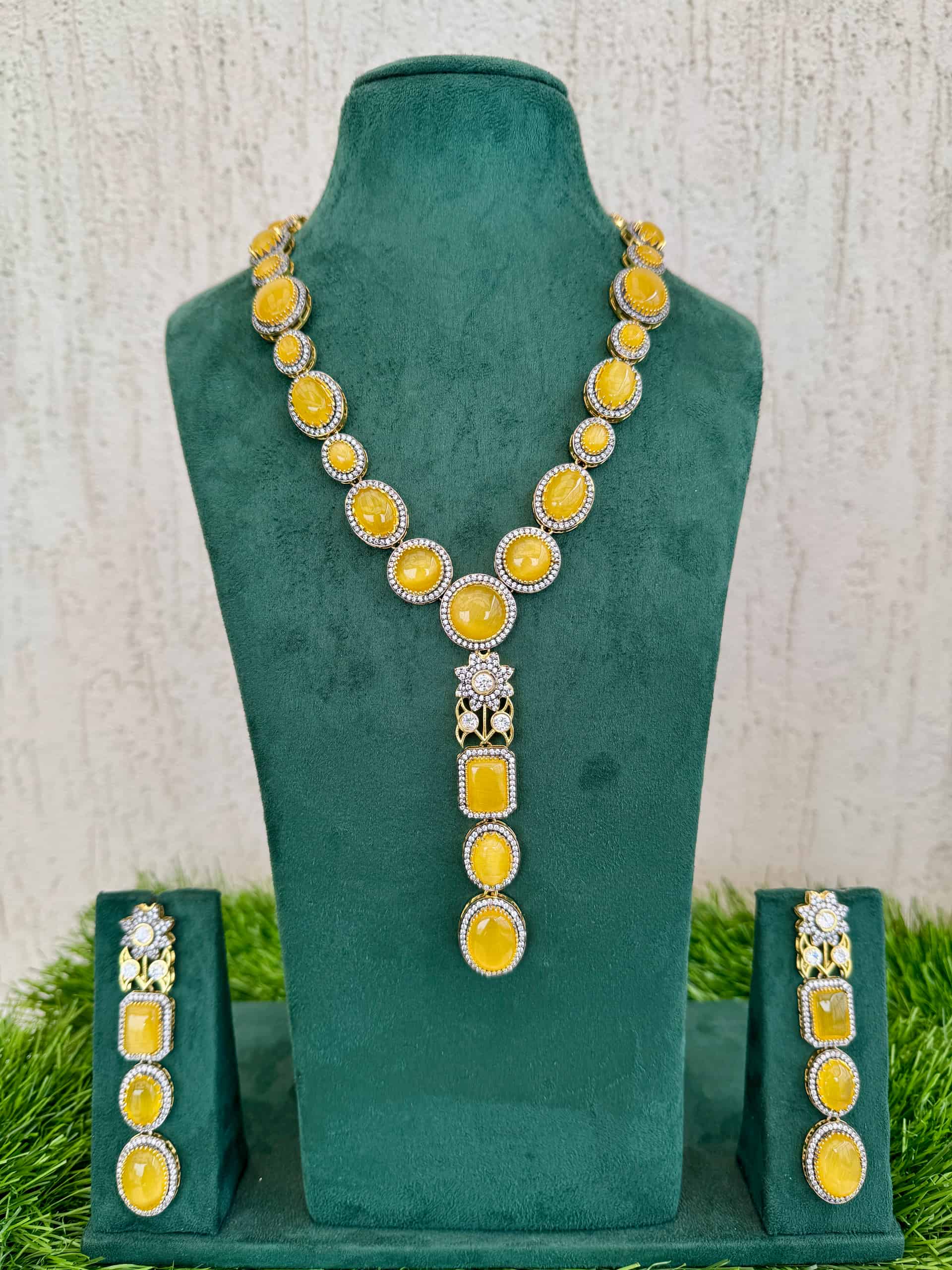 Y-shaped Long Yellow Necklace With Earrings