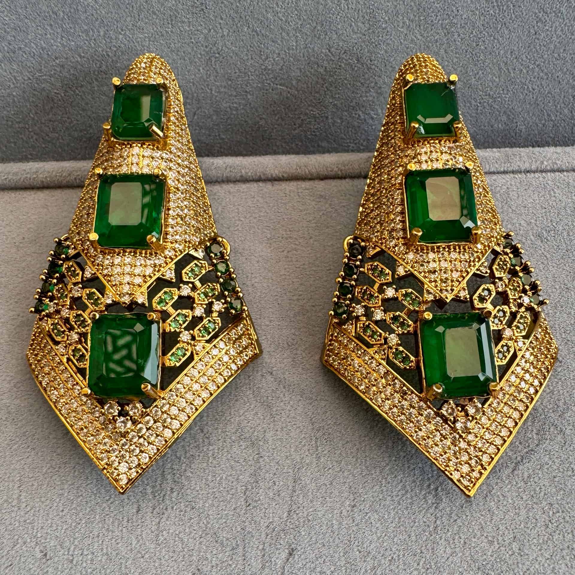 Regal Empress Gold-plated Statement Earrings – #247b30