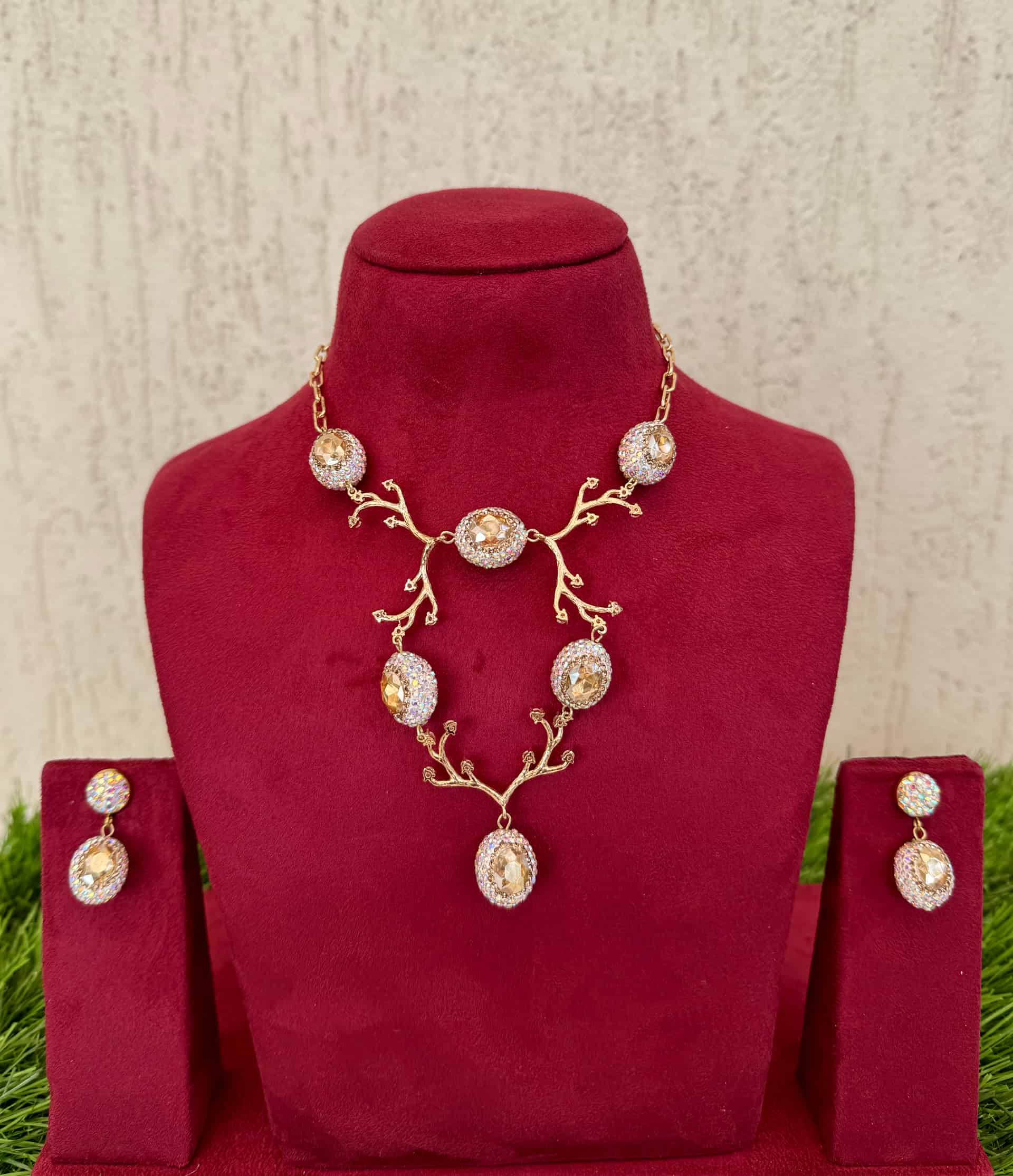 Motifs Branch Design Jewel Set