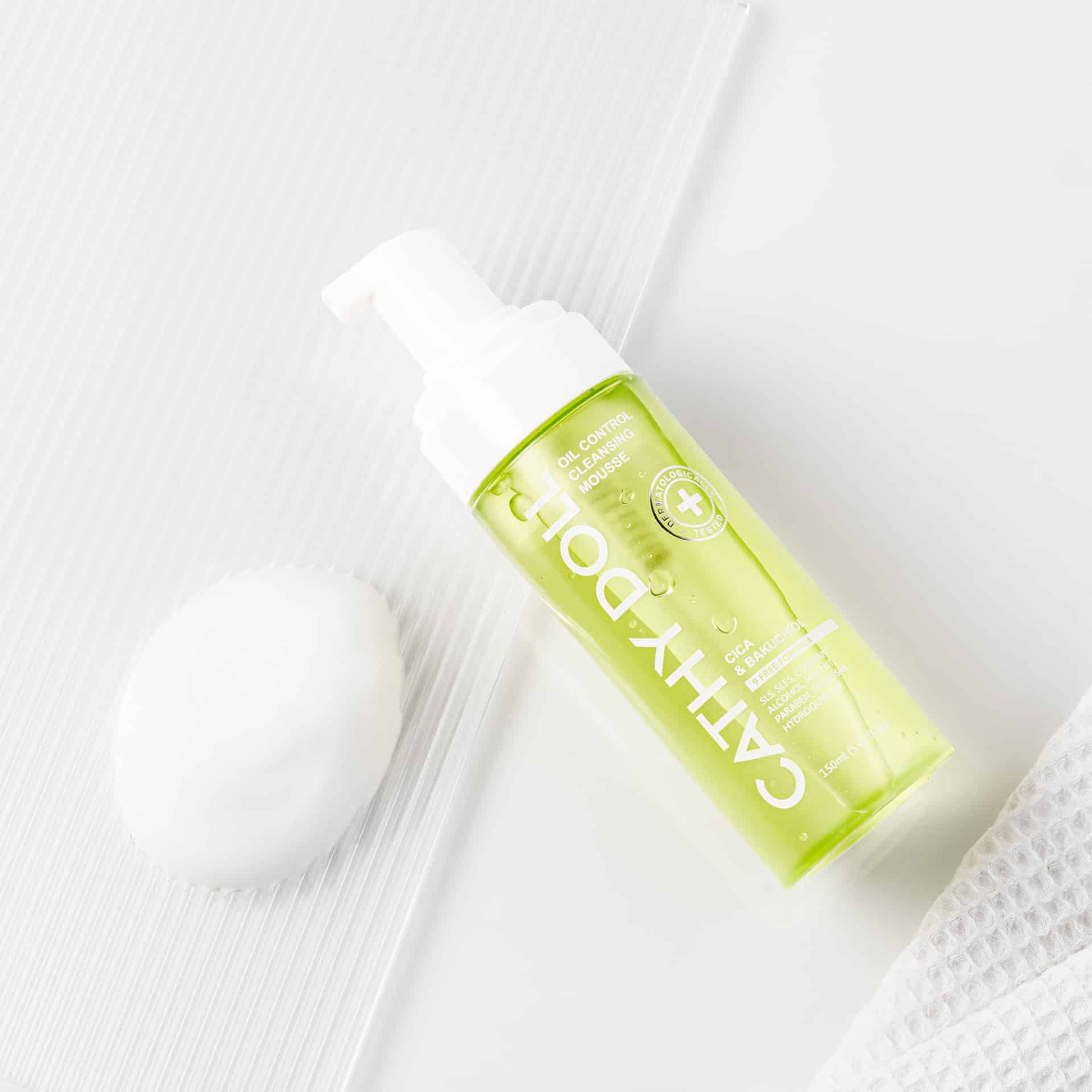 Oil Control Cleansing Mousse (cica & Bakuchiol) – One Size